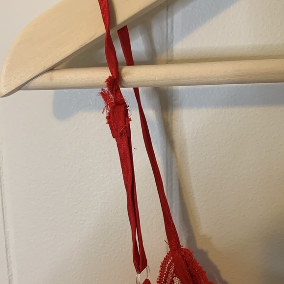 Vintage Victoria's Secret Gold Label Red Lace Slip Dress Size Large - Picture 3 of 6